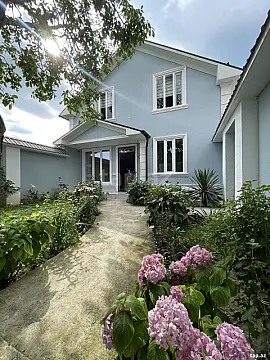 Kirayə verilir 4 otaqlı həyət evi 100 m² — Oğuz 4 otaq 100.00 m²