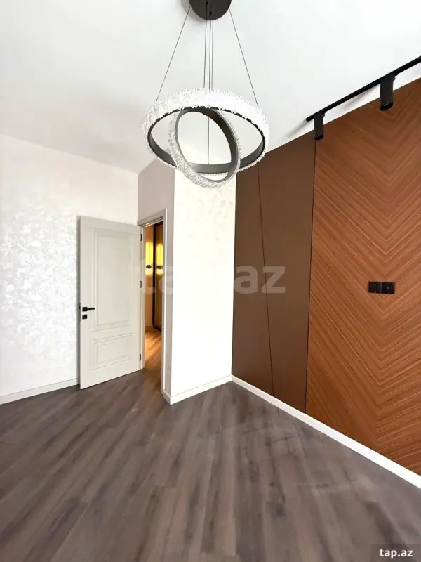 Satılır 2 otaqlı yeni tikili 70 m²