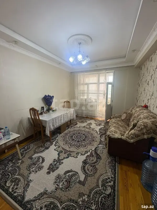 Kirayə verilir 3 otaqlı yeni tikili 60 m²