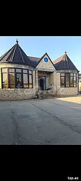 Kirayə verilir 4 otaqlı həyət evi 400 m² — Gəncə 4 otaq 400.00 m²