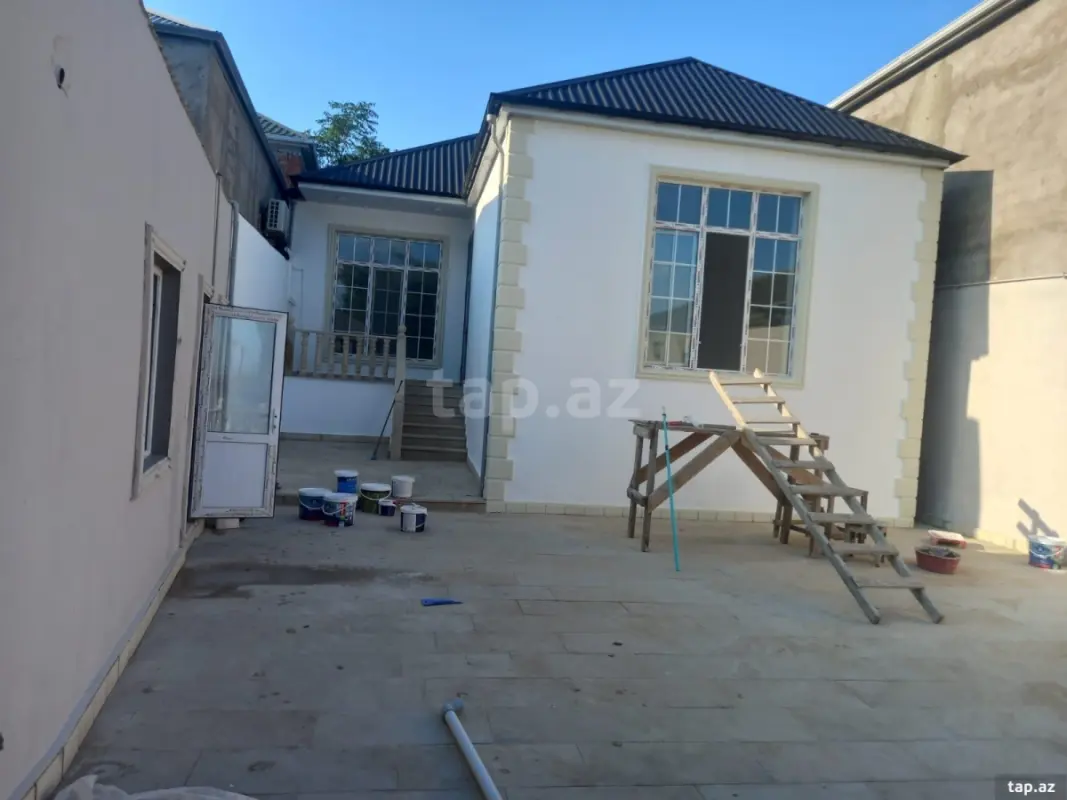 Satılır 4 otaqlı həyət evi 120 m²