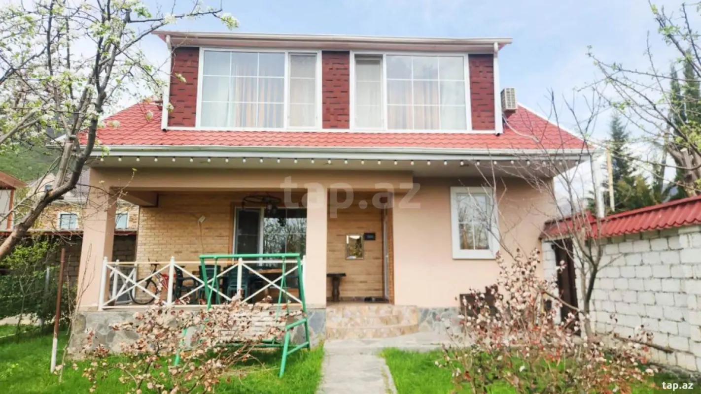 Kirayə verilir 4 otaqlı həyət evi 140 m²