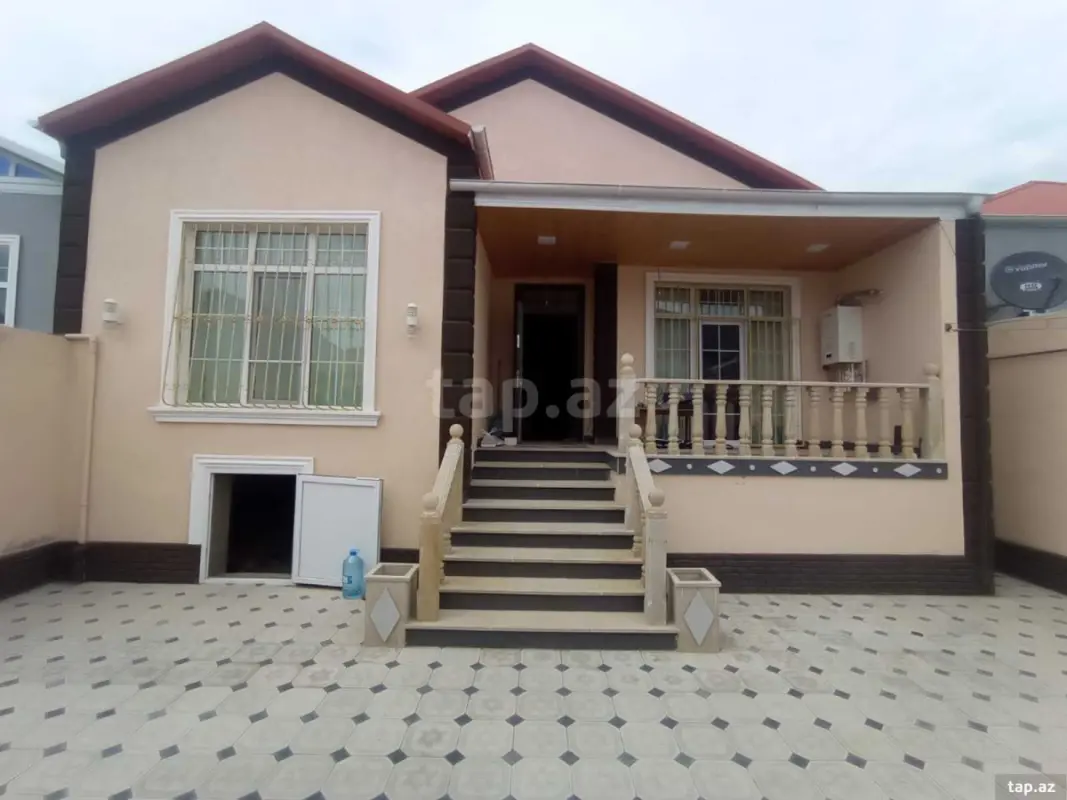 Satılır 4 otaqlı həyət evi 120 m²