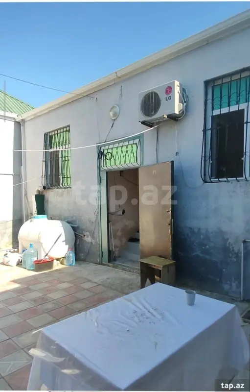 Satılır 4 otaqlı həyət evi 100 m²