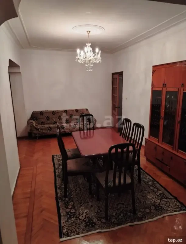 Kirayə verilir 2 otaqlı mənzil 70 m²