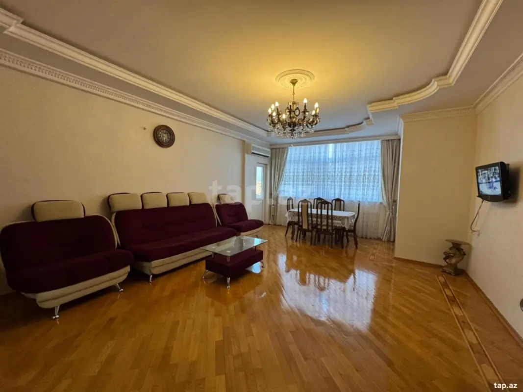 Kirayə verilir 3 otaqlı yeni tikili 128 m²