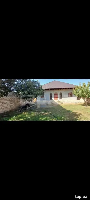 Satılır 5 otaqlı mənzil 130 m²