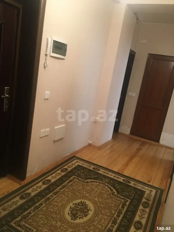 Kirayə verilir 2 otaqlı yeni tikili 65 m²