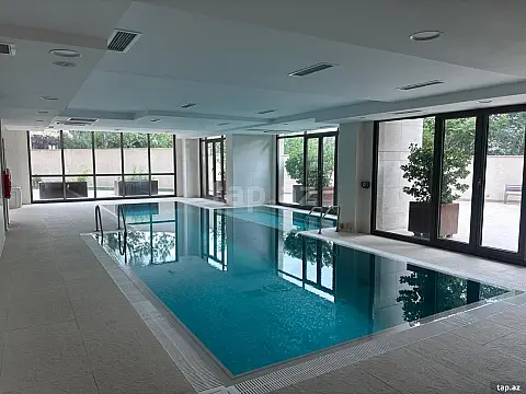 Kirayə verilir 3 otaqlı yeni tikili 150 m² — Bakı 3 otaq 150.00 m²