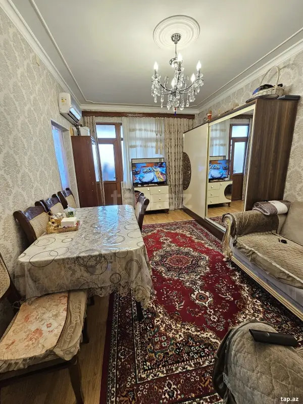 Satılır 2 otaqlı mənzil 43 m²