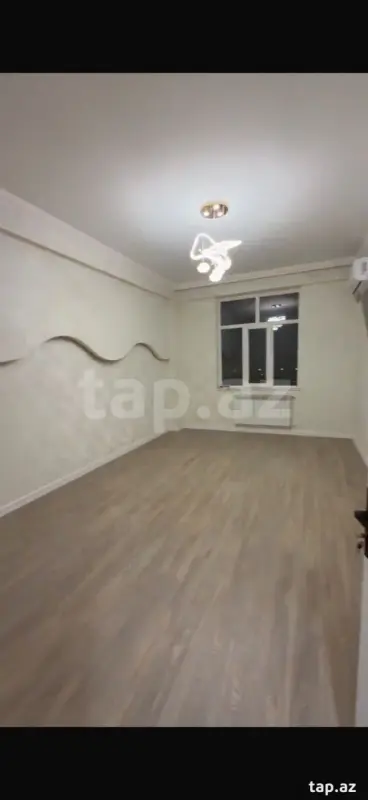 Kirayə verilir 2 otaqlı yeni tikili 65 m²