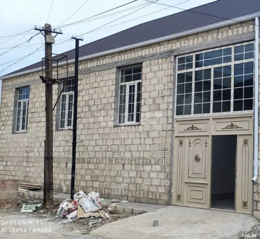 Satılır 4 otaqlı həyət evi 120 m²