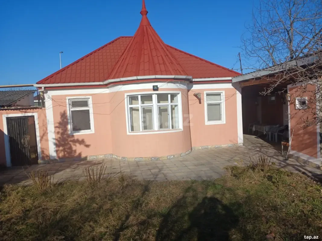 Kirayə verilir 2 otaqlı həyət evi 65 m²