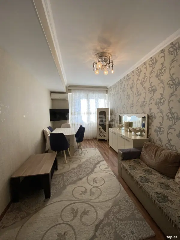 Satılır 2 otaqlı yeni tikili 60 m²