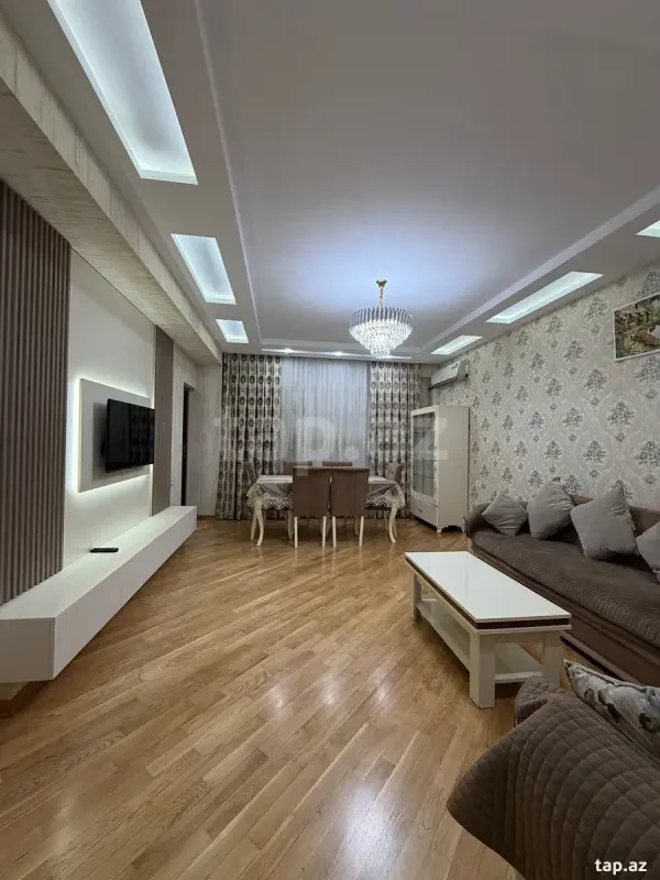 Satılır 3 otaqlı yeni tikili 82 m²