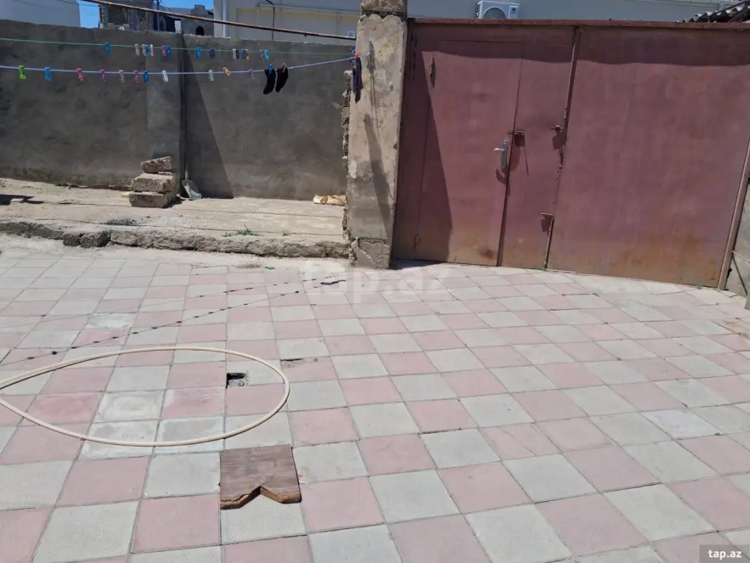 Satılır 3 otaqlı həyət evi 98 m²