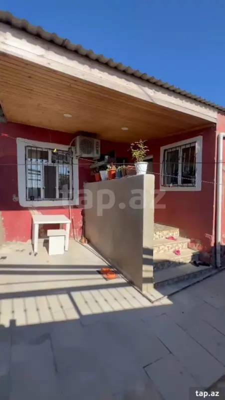 Satılır 3 otaqlı həyət evi 150 m²