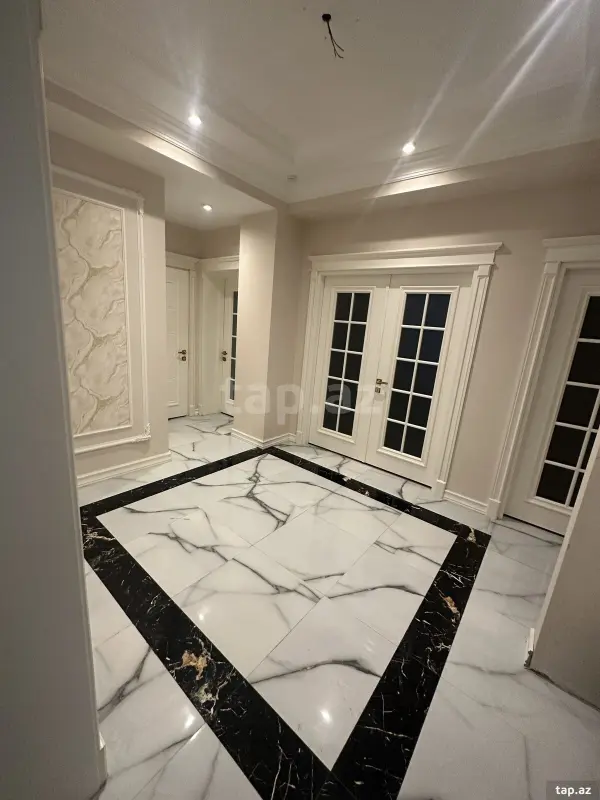 Kirayə verilir 3 otaqlı yeni tikili 96 m²