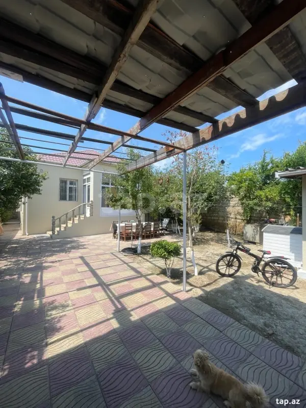 Satılır 3 otaqlı həyət evi 130 m²