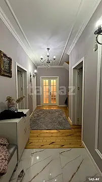 Satılır 5 otaqlı həyət evi 4.4 m² — Bakı, Badamdar 5 otaq 4.40 m²