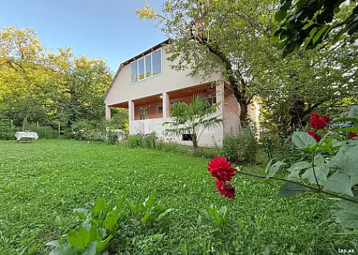 Kirayə verilir 4 otaqlı həyət evi 90 m² — Zaqatala 4 otaq 90.00 m²