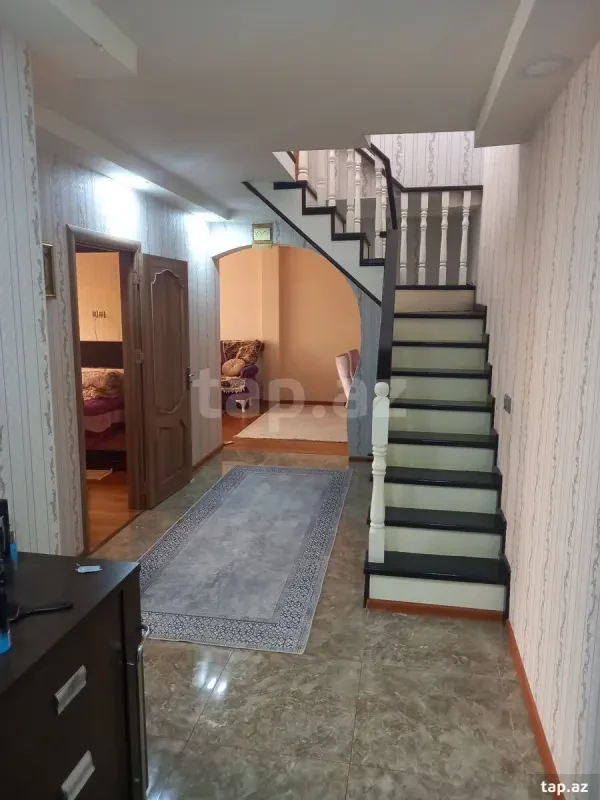 Satılır 4 otaqlı yeni tikili 100 m²