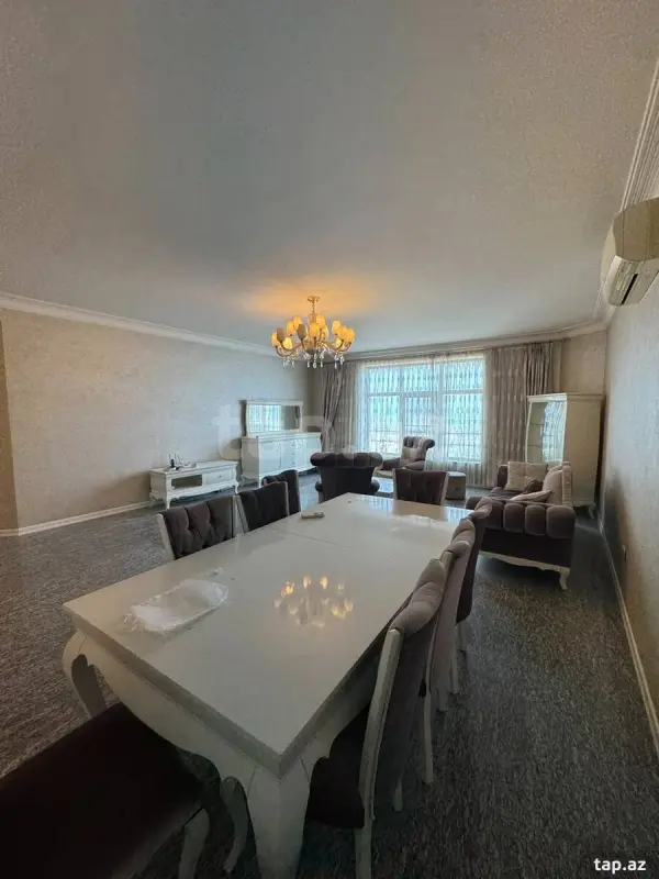 Satılır 3 otaqlı yeni tikili 175 m²