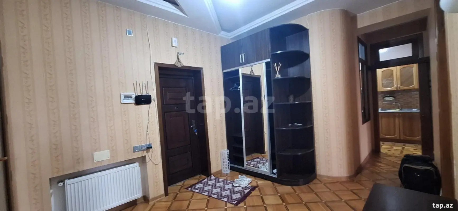Kirayə verilir 3 otaqlı yeni tikili 120 m²