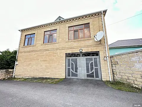 Satılır 6 otaqlı həyət evi 150 m² — Zaqatala 6 otaq 150.00 m²