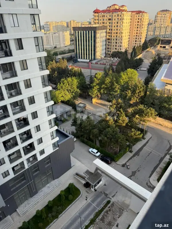 Satılır 3 otaqlı yeni tikili 77 m²