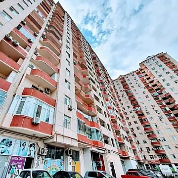 Satılır 3 otaqlı yeni tikili 121 m² — Bakı 3 otaq 121.00 m²
