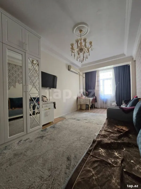 Satılır 2 otaqlı yeni tikili 61 m²