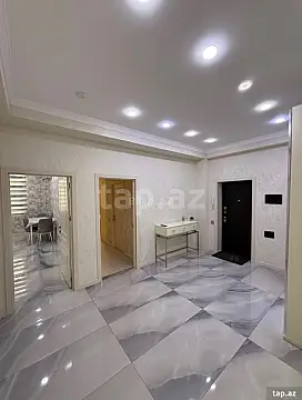 Satılır 3 otaqlı yeni tikili 100 m² — Bakı 3 otaq 100.00 m²