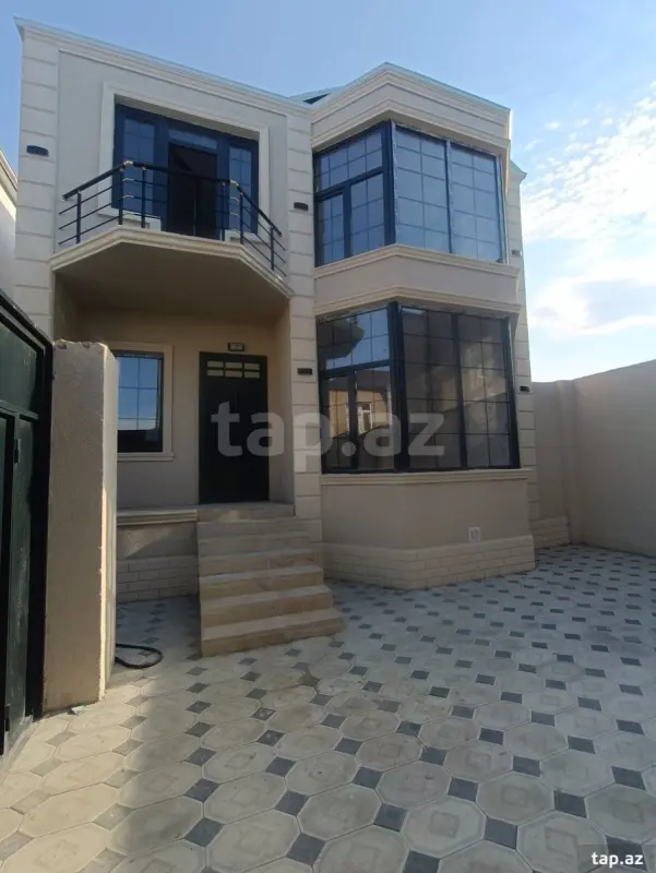 Satılır 4 otaqlı həyət evi 140 m²