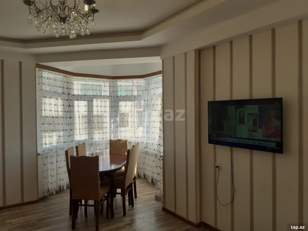 Kirayə verilir 3 otaqlı yeni tikili 110 m²