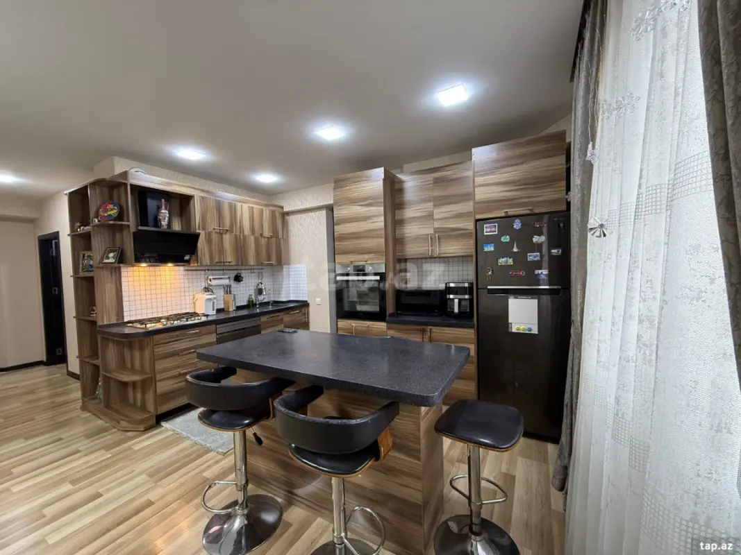 Satılır 3 otaqlı yeni tikili 103 m²