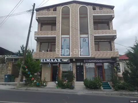 Kirayə verilir 3 otaqlı yeni tikili 100 m² — Şəki 3 otaq 100.00 m²