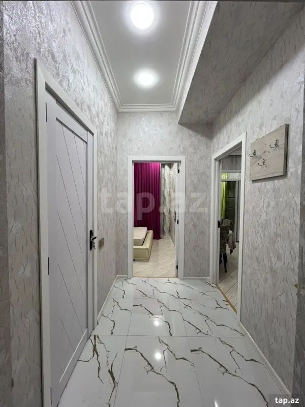 Kirayə verilir 2 otaqlı yeni tikili 65 m²