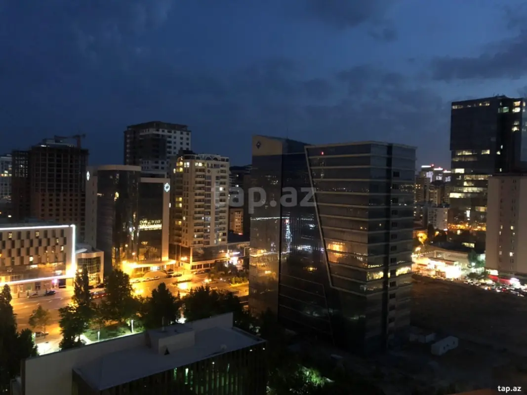 Kirayə verilir 2 otaqlı yeni tikili 60 m²