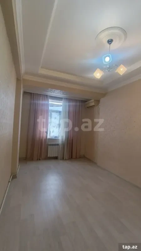 Satılır 2 otaqlı yeni tikili 50 m²