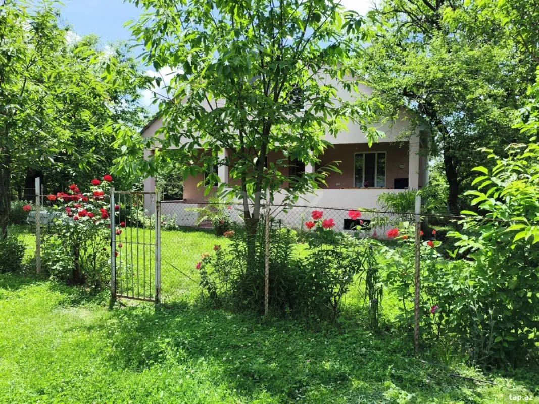 Kirayə verilir 4 otaqlı həyət evi 120 m²