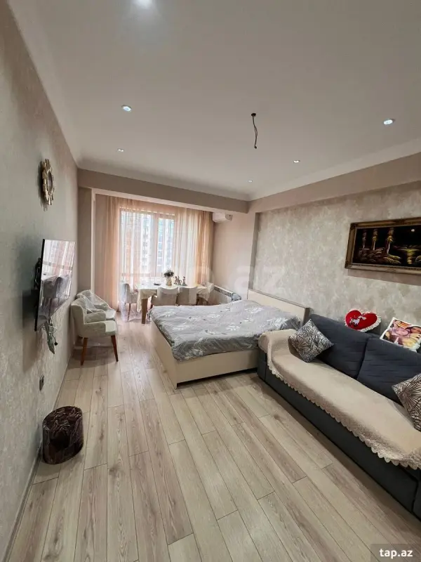 Kirayə verilir 1 otaqlı yeni tikili 60 m²