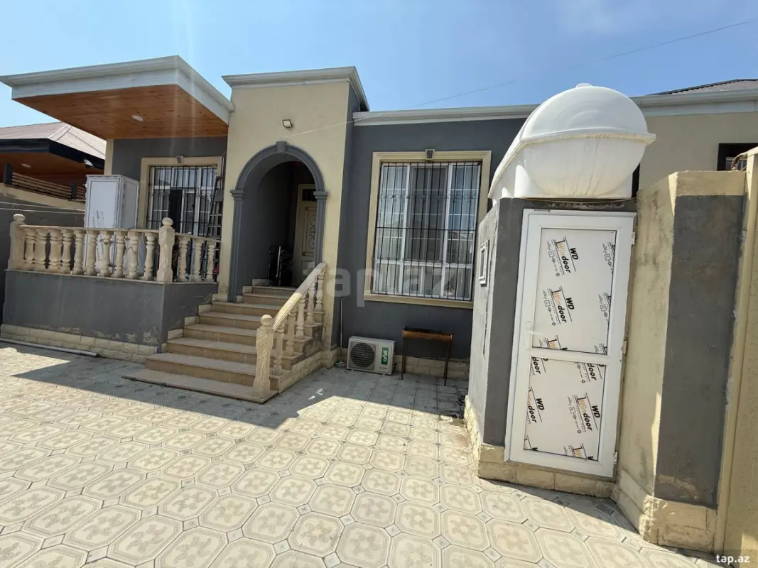 Satılır 4 otaqlı həyət evi 110 m²