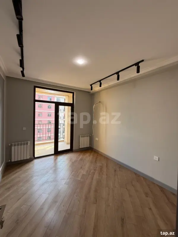 Satılır 3 otaqlı yeni tikili 107 m²