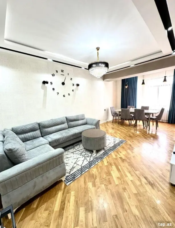 Kirayə verilir 3 otaqlı yeni tikili 100 m²