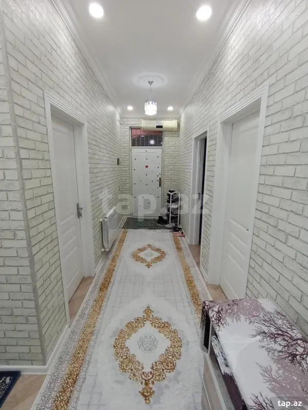 Satılır 4 otaqlı həyət evi 200 m²