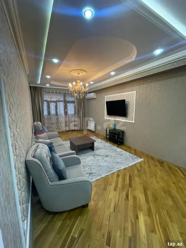 Kirayə verilir 3 otaqlı yeni tikili 115 m²
