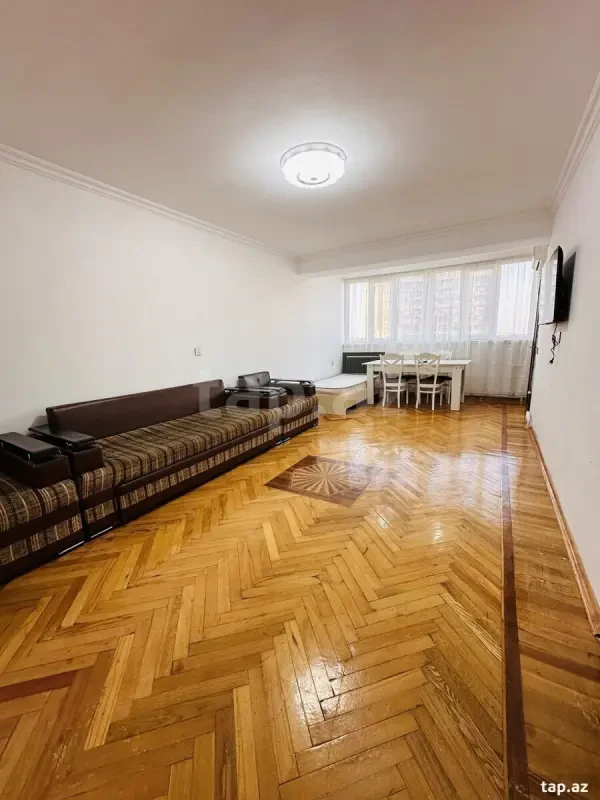 Kirayə verilir 3 otaqlı mənzil 75 m²