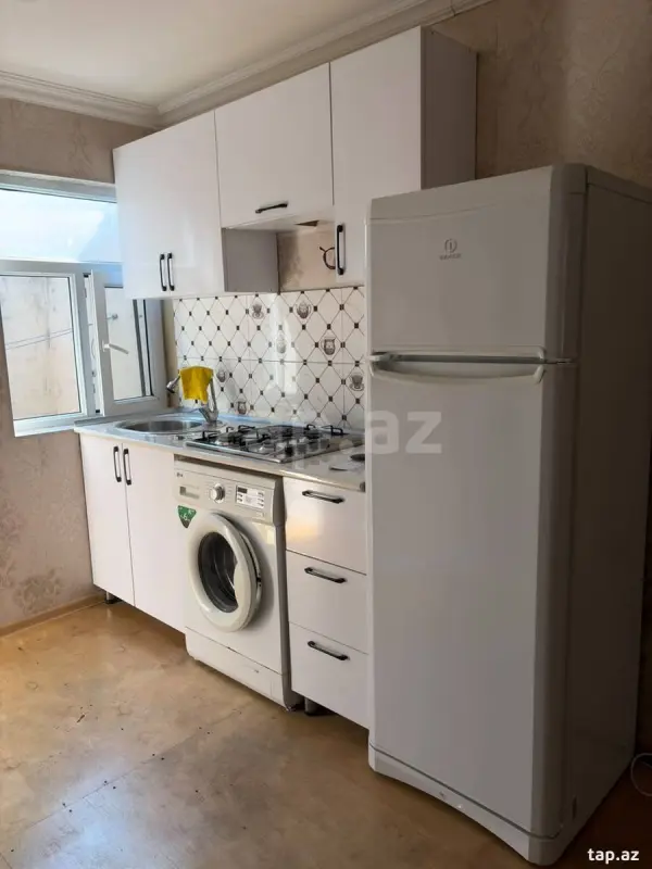 Kirayə verilir 1 otaqlı mənzil 45 m²