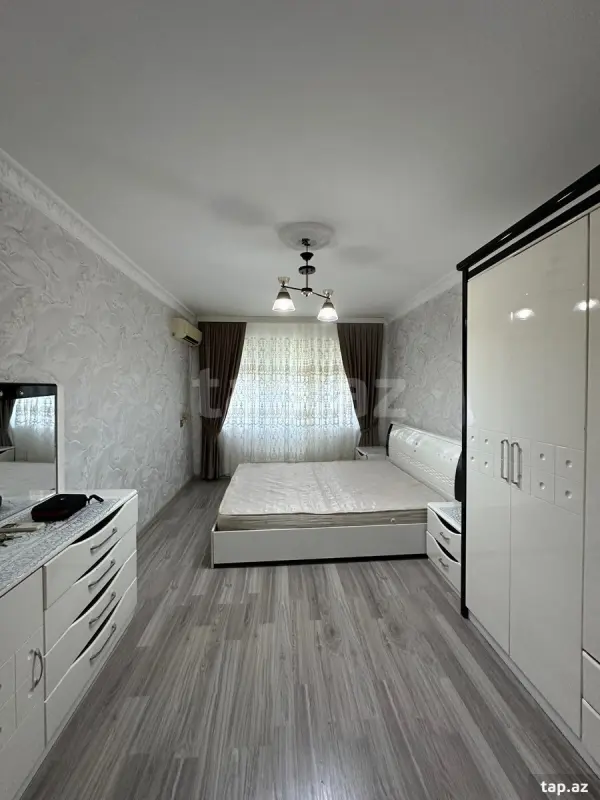 Satılır 1 otaqlı mənzil 30 m²